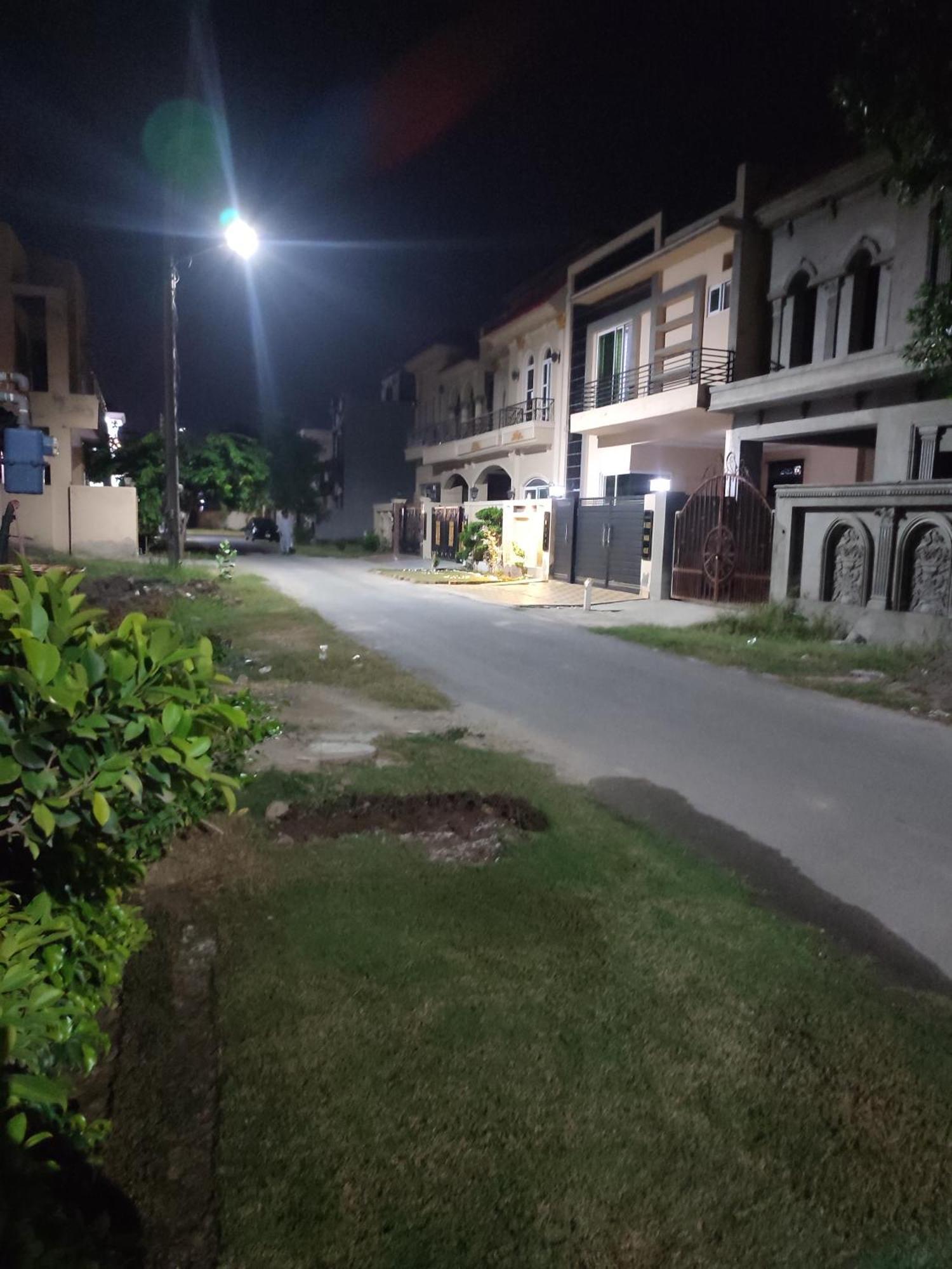 Fully Serviced Holiday Home Near Lahore Ring Road Exterior foto